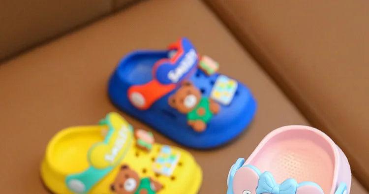 2025 Summer Baby Girl Sandals Cute Cartoon Slippers Newborn Infant Indoor Bath Anti-slip Shoes Baby Boy Beach Sandals