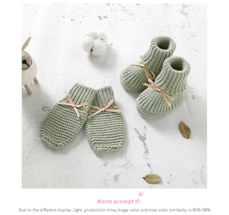 Newborn Baby Shoes Knitted Infant Girls Boys Boots Cute Butterfly-knot Toddler Walk Bed Shoes Warm 0-18M Accessories Hats Gloves